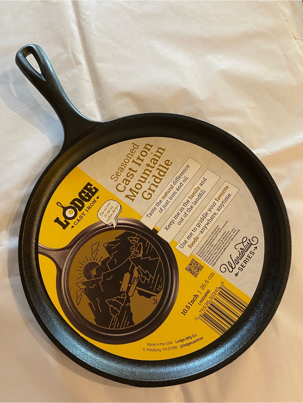 LODGE Seasoned Cast Iron Mountain Griddle 10.5”/ 26.6cm, New w/ Tag + Info Label